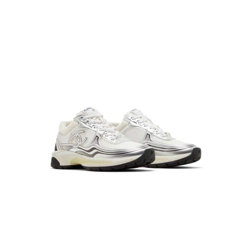 Sneaker C white